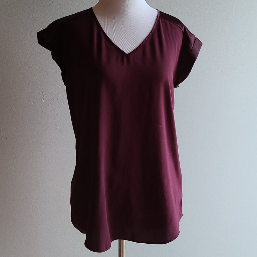Express plum top size small